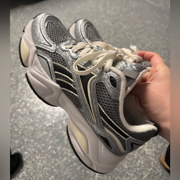 Reebok Shoes - Reebok Silver Women's Sneakers